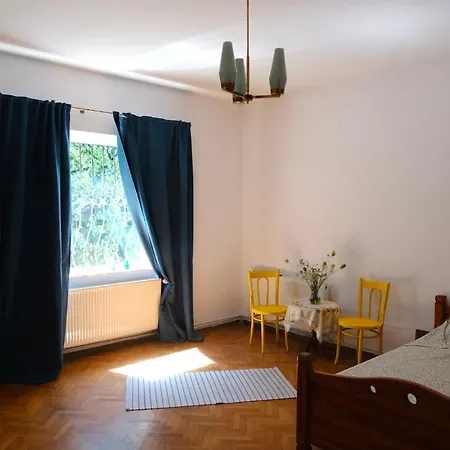 The Garden Corner House * Brașov